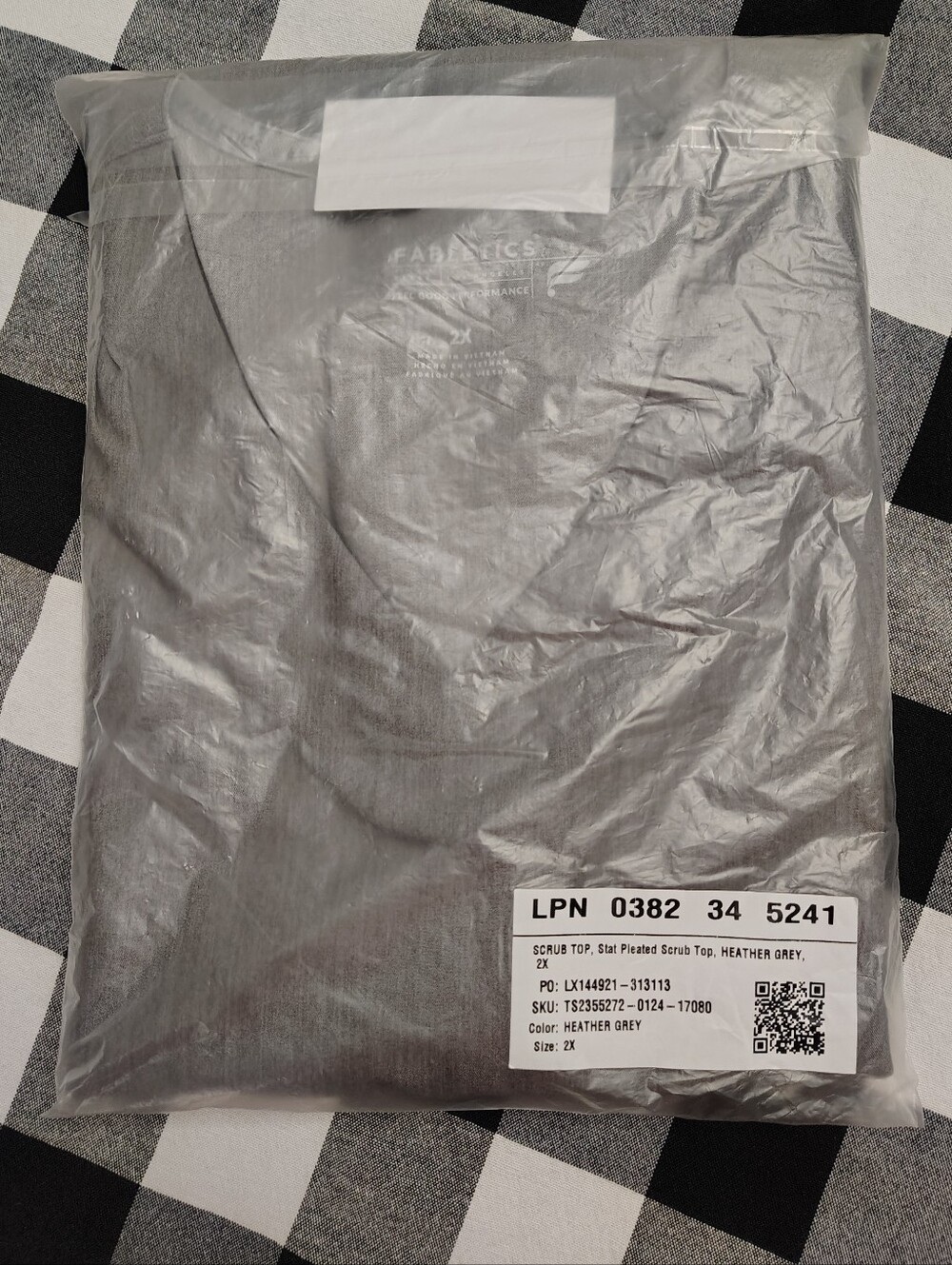 Fabletics Gray Pleated Scrub Top 2X